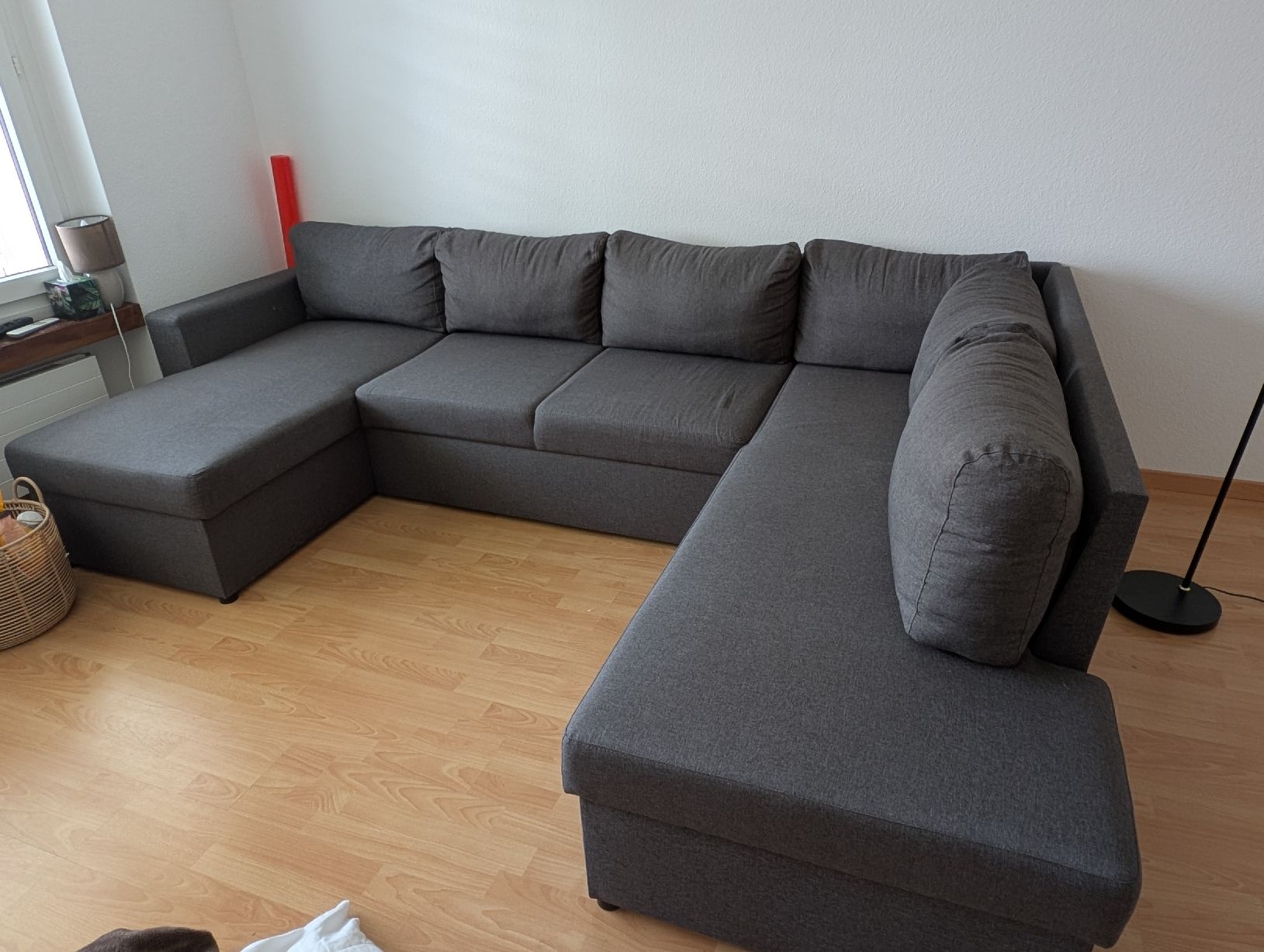Divani: Ecksofa mit Bettfunktion und Stauraum grau vom Ysk – Usato da Chur venduto da agn_j9n2