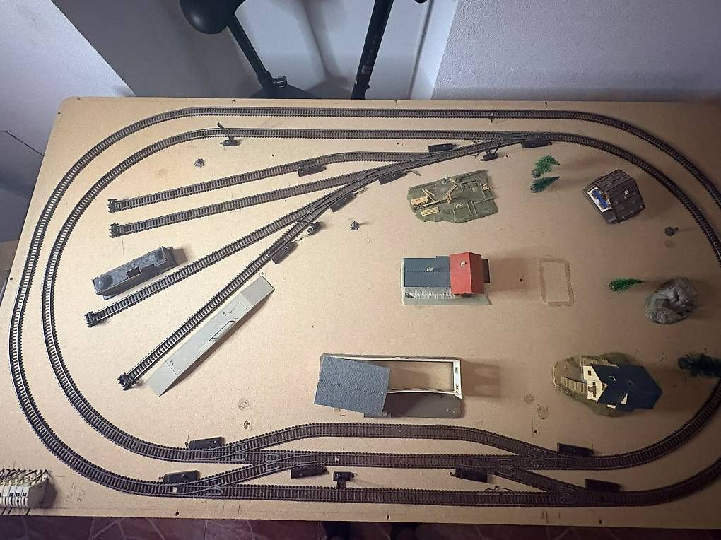 Rennbahnen: Circuit de train  – Gebraucht aus riddes von Delta00192 1