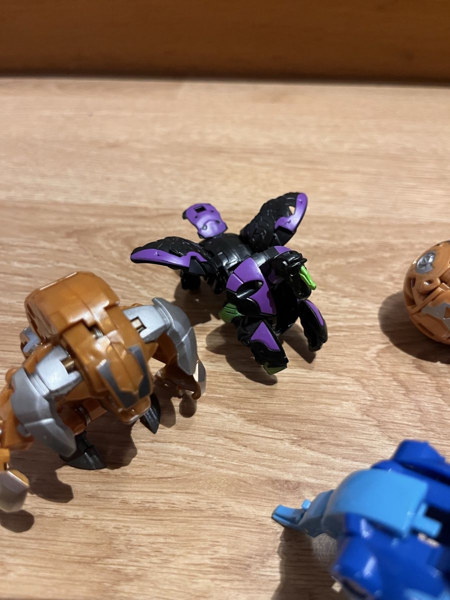 Spielzeuge: Lot de 7 Bakugan – Gebraucht aus Jouxtens-Mézery von celineka82 2