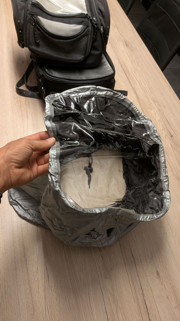 IXS Valigie: Sac de réservoir IXS – Usato da Pleujouse venduto da Copeau 9