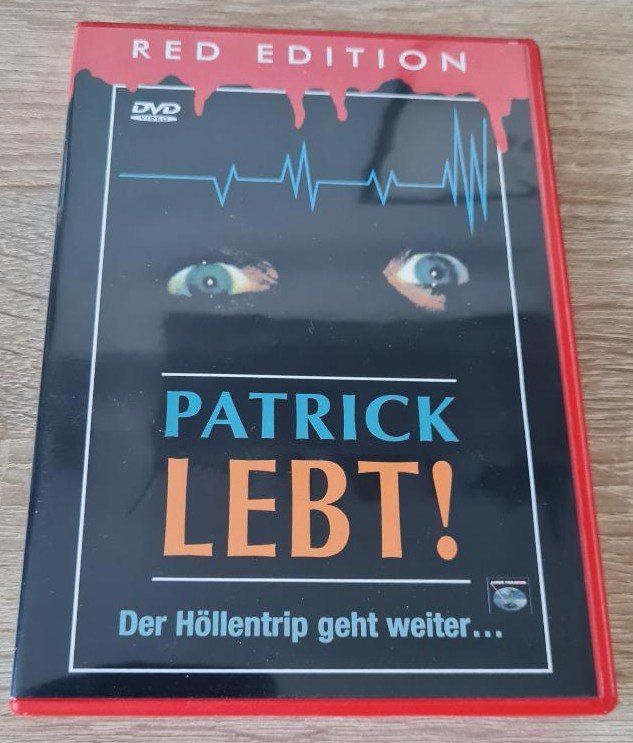 Alle DVDs: Patrick lebt – Gebraucht aus Wettingen von Reviled