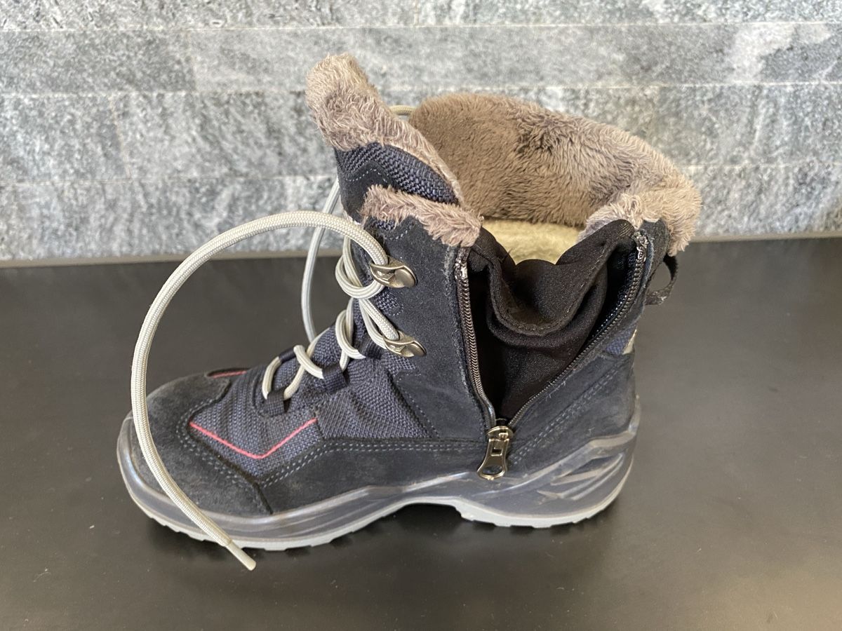 Lowa Scarpe per ragazze: Lowa Winterstiefel – Usato da Dürnten venduto da nicolegrossmann01 3