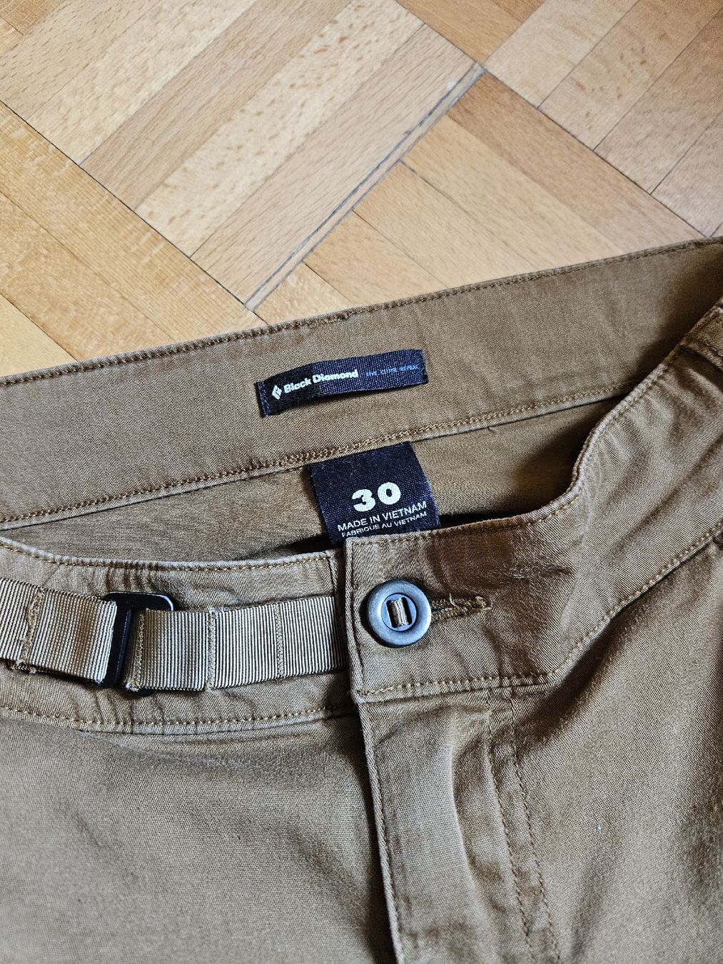 Black Diamond Pantalons: Black Diamond Kletterhose Herren Grösse 30 – D'occasion à Wattwil par Fair2nd 2