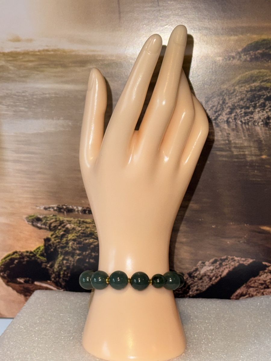 Armbänder & -reifen: Éclat Impérial de Jade / Or 18k – Neu und originalverpackt aus Balzers von coco749 4