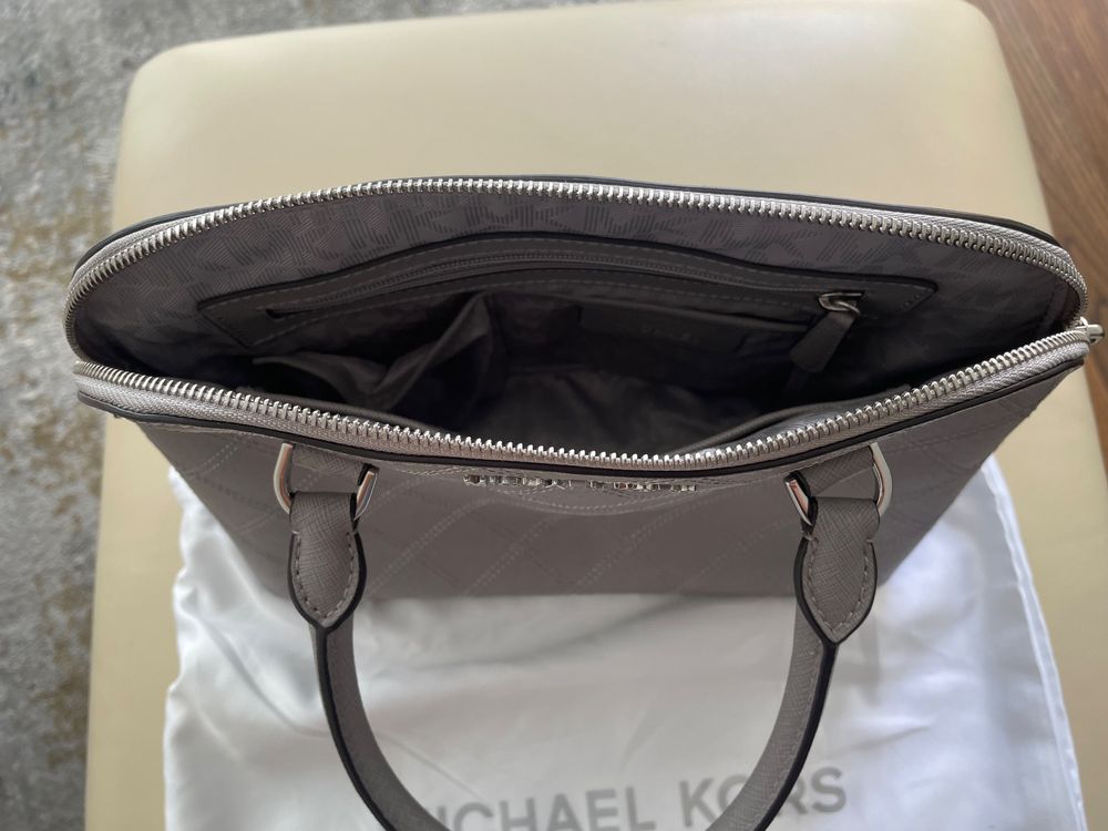 Michael Kors Taschen für Damen: MICHAEL KORS Schultertasche – Gebraucht aus Regensdorf von Vantage1 3