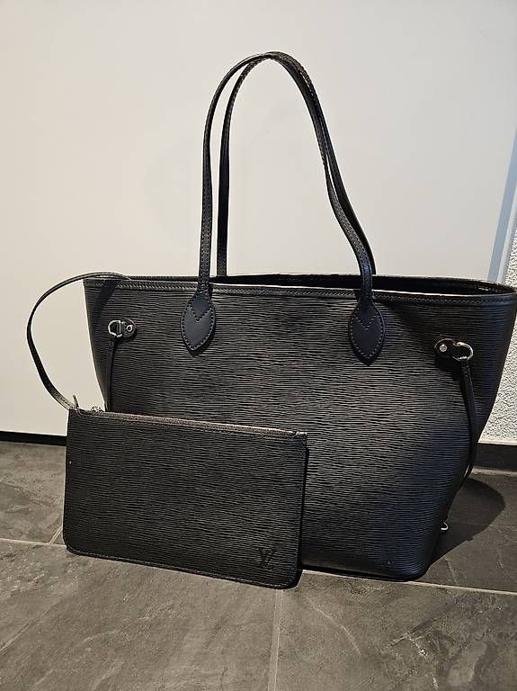 Borse da donna: Louis Vuitton Neverfull Epi Schwarz – Usato da Saland venduto da zwergli90