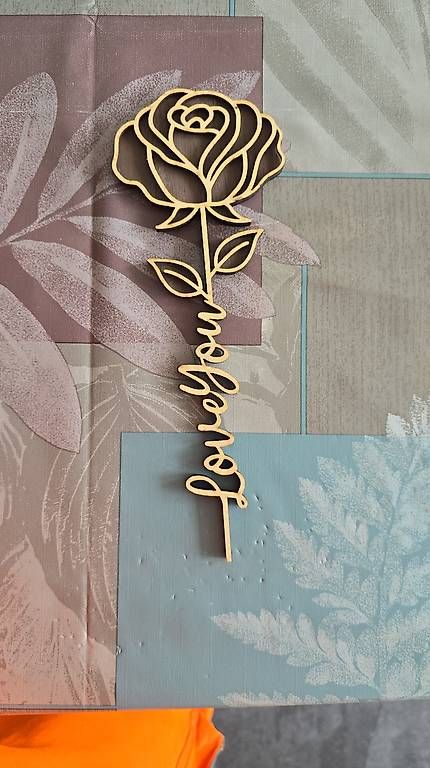 Tutte le decorazioni: Handgemachte Holzrose  Einzigartiges Deko Geschenk – Usato da Bern venduto da Archavin 1