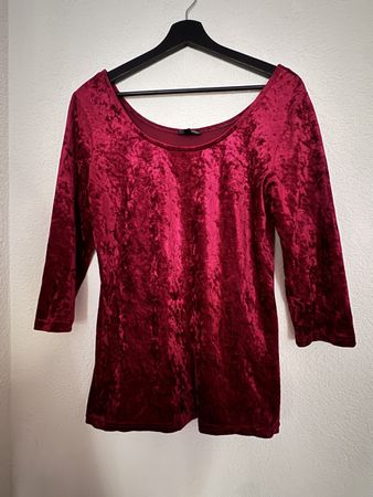 Velvet Top, KappAhl, size 40/42, Perfect for winter!