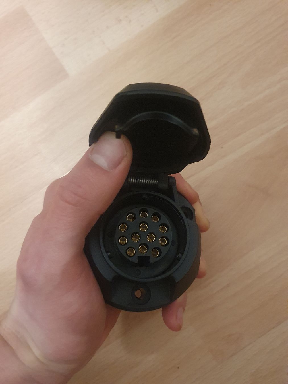 Anhängerkupplungen: Elektrosatz Anhängerkupplung 13-polig – Neu (gemäss Beschreibung) aus Benglen von Xylem 2
