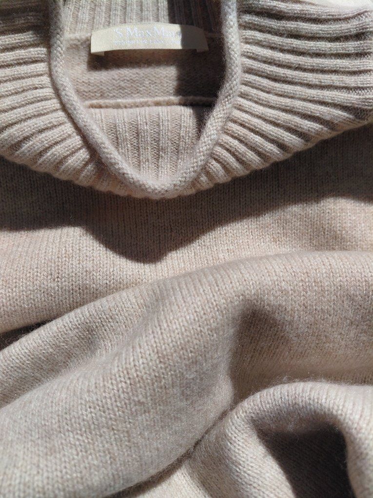 Max Mara Maglioni & Felpe: oversize Pullover MAX MARA,neuwertig,220 Fr. – Nuovo (secondo la descrizione) da Bülach venduto da reguskon 1