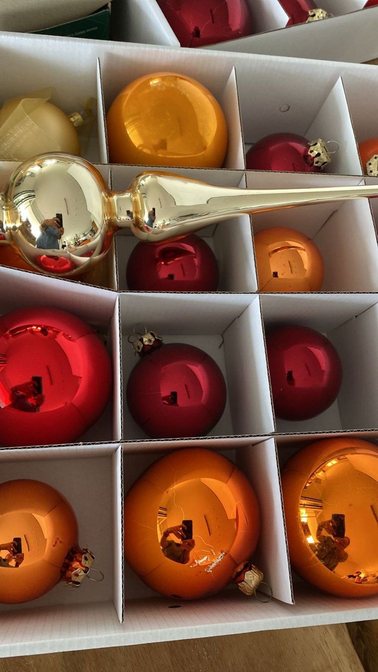 Toutes les décorations: Weihnachtskugeln rot gold orange – D'occasion à Dagmersellen par Arcticsnow2017 2