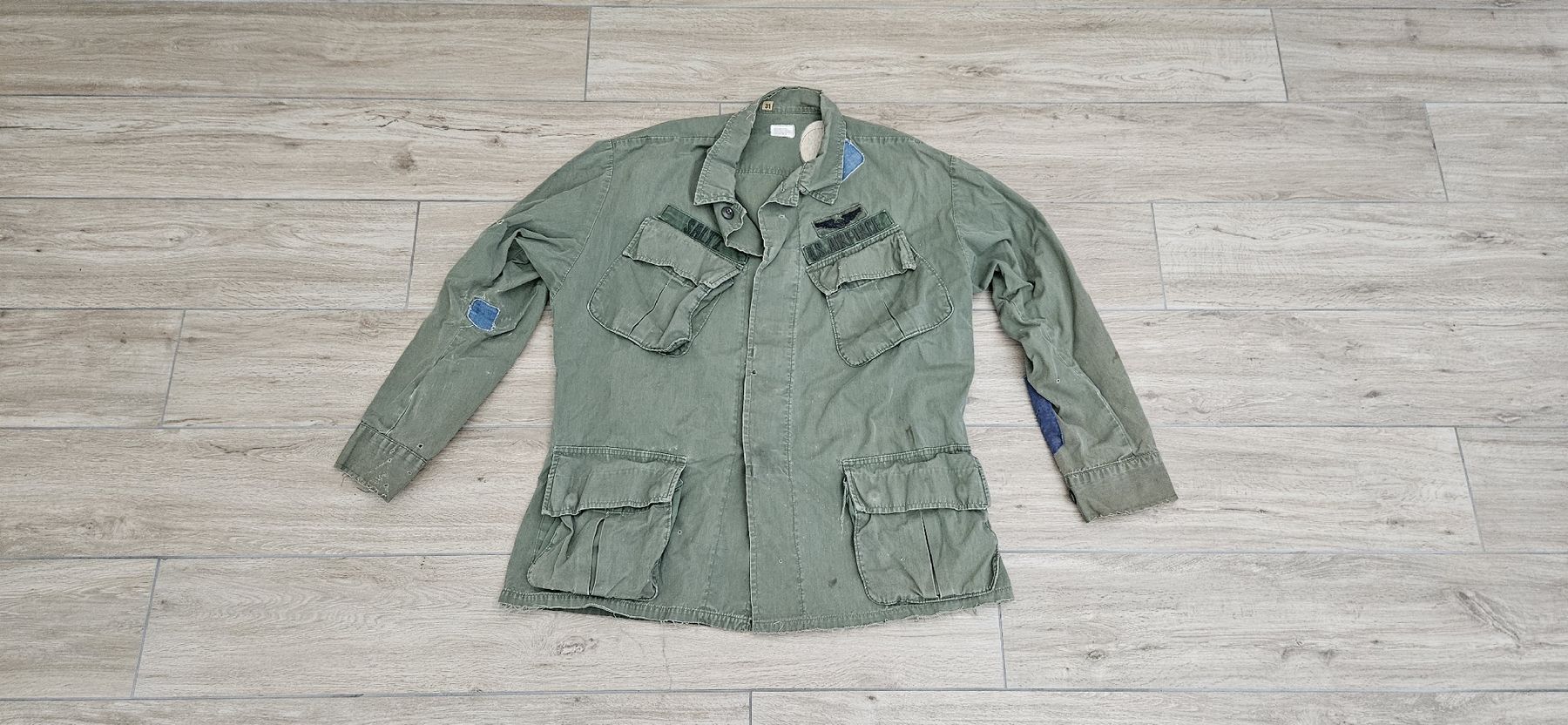 US Army Uniformi: vietnam war us air force jungle jacket – Usato da Venthône venduto da piz_py9h