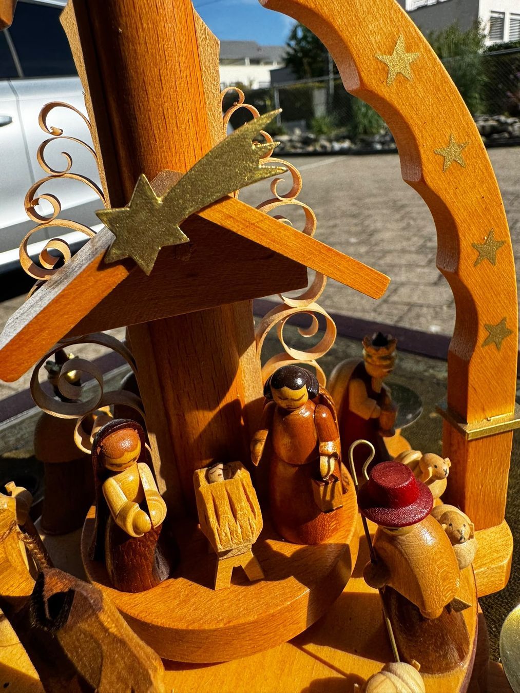 Toutes les décorations: Weihnachtspyramide mit Schafen – D'occasion à Egg b. Zürich par Brocki_Insel_Egg 1