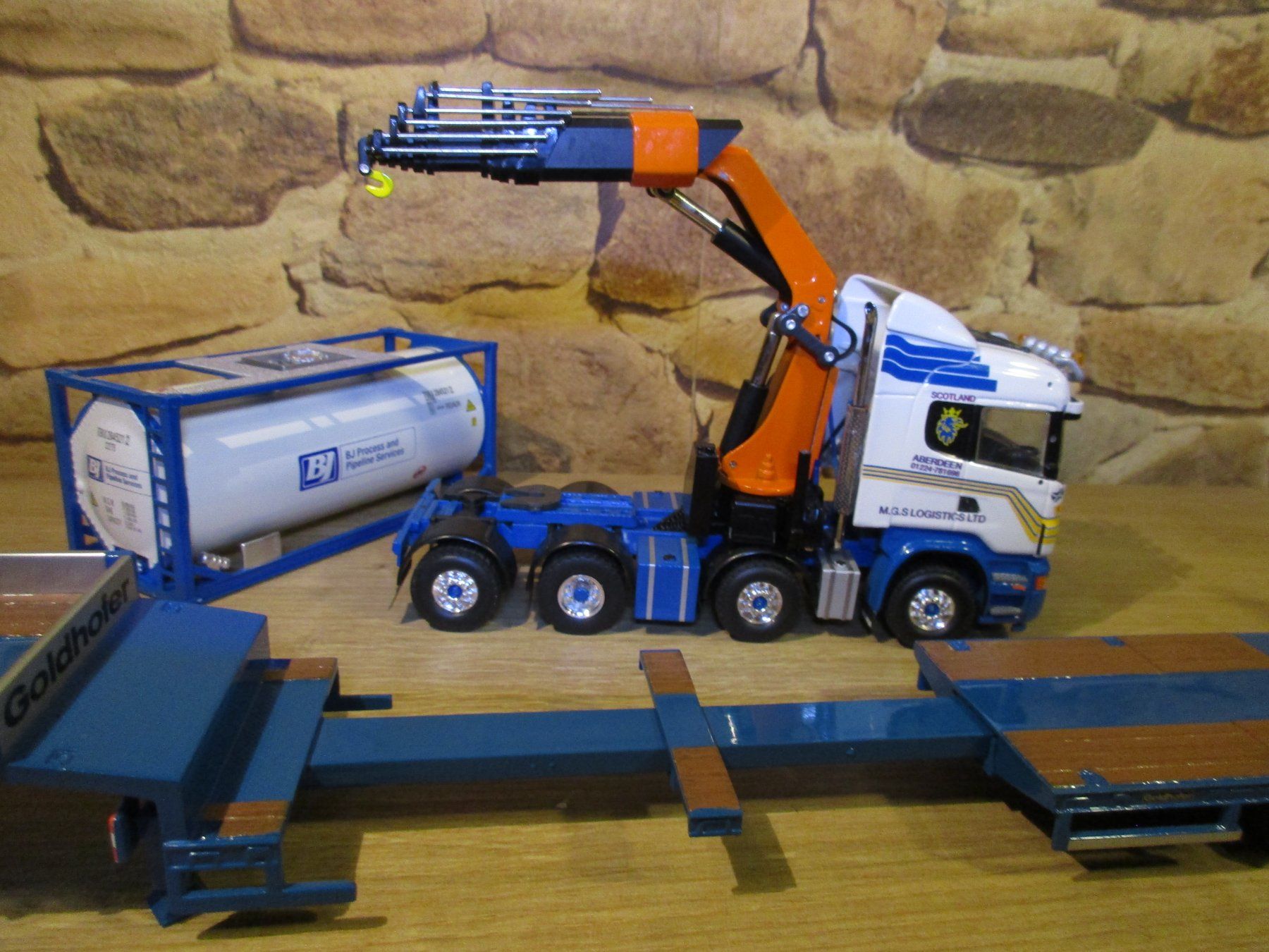 Tekno Modellbausätze & Standmodelle: Tekno  1:50 Scania R  M.G.S. Logistic LTD – Gebraucht aus Ennetmoos von Truckdiver 6