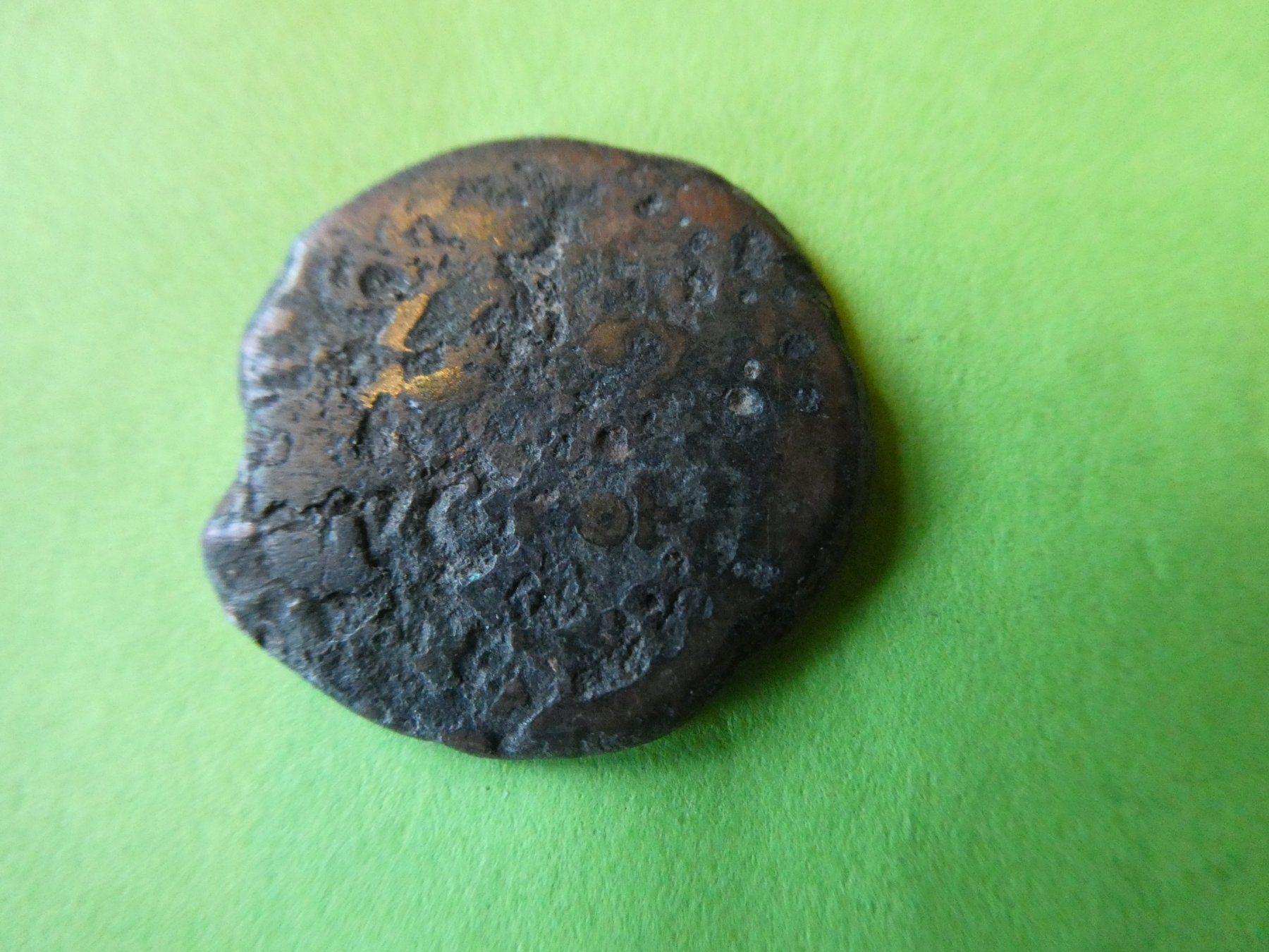 Alle Münzen: uralte   Bronzemünze  23 mm  5.22 g – Gebraucht aus Hinterforst von Rohusri 2