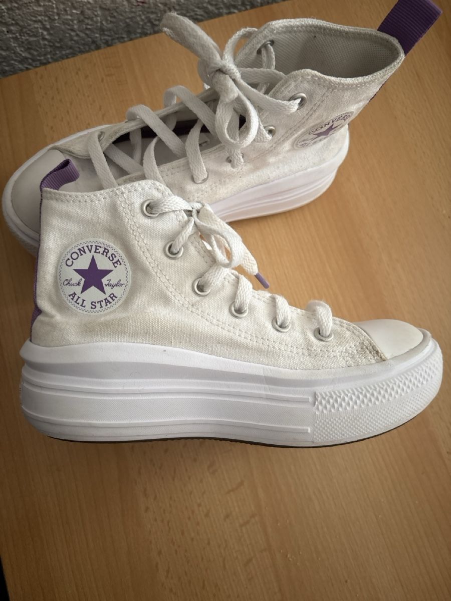 Converse Scarpe per ragazzi: Converse blanche taille 32 – Usato da La Chaux-de-Fonds venduto da tuoro25 1