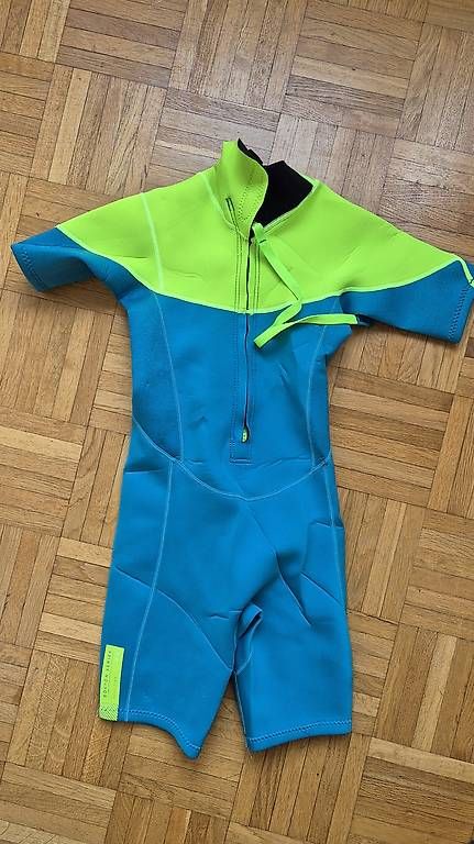Costumes: JOBE Neopren taille 140  – D'occasion à Lausanne par ang_h5kp 4
