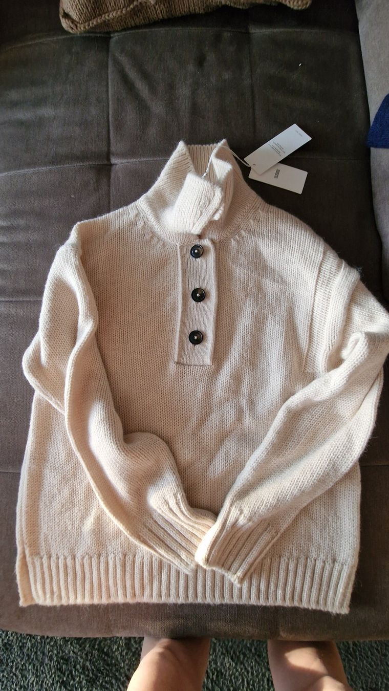 Closed Pullover & Sweatshirts: Closed Winterpullover neu – Neu und originalverpackt aus Kerns von onewayticket