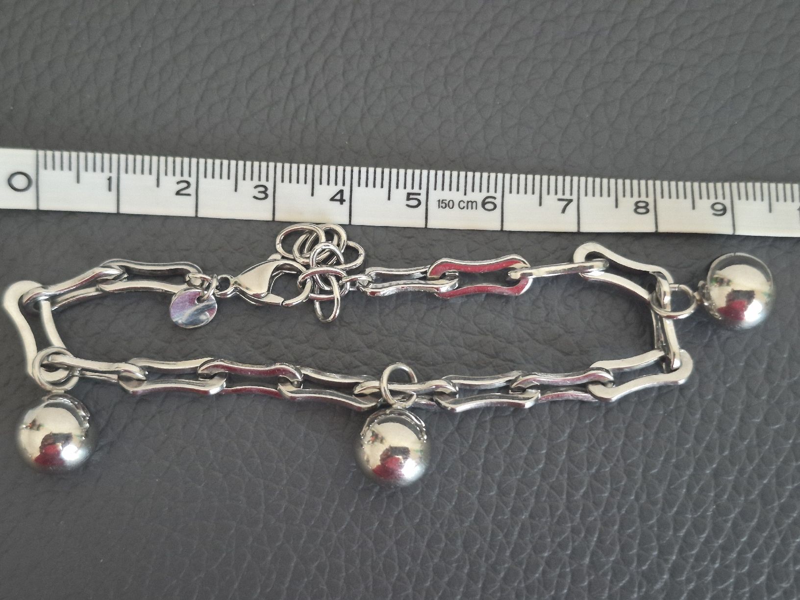 Bracciali & Braccialetti: Armband mit Kugeln, Edelstahl, Silberfarben. – Usato da Bern venduto da Rou_rsz5 5