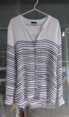 Seidenbluse GIORGIO ARMANI,CH-Gr.42,140 Fr.