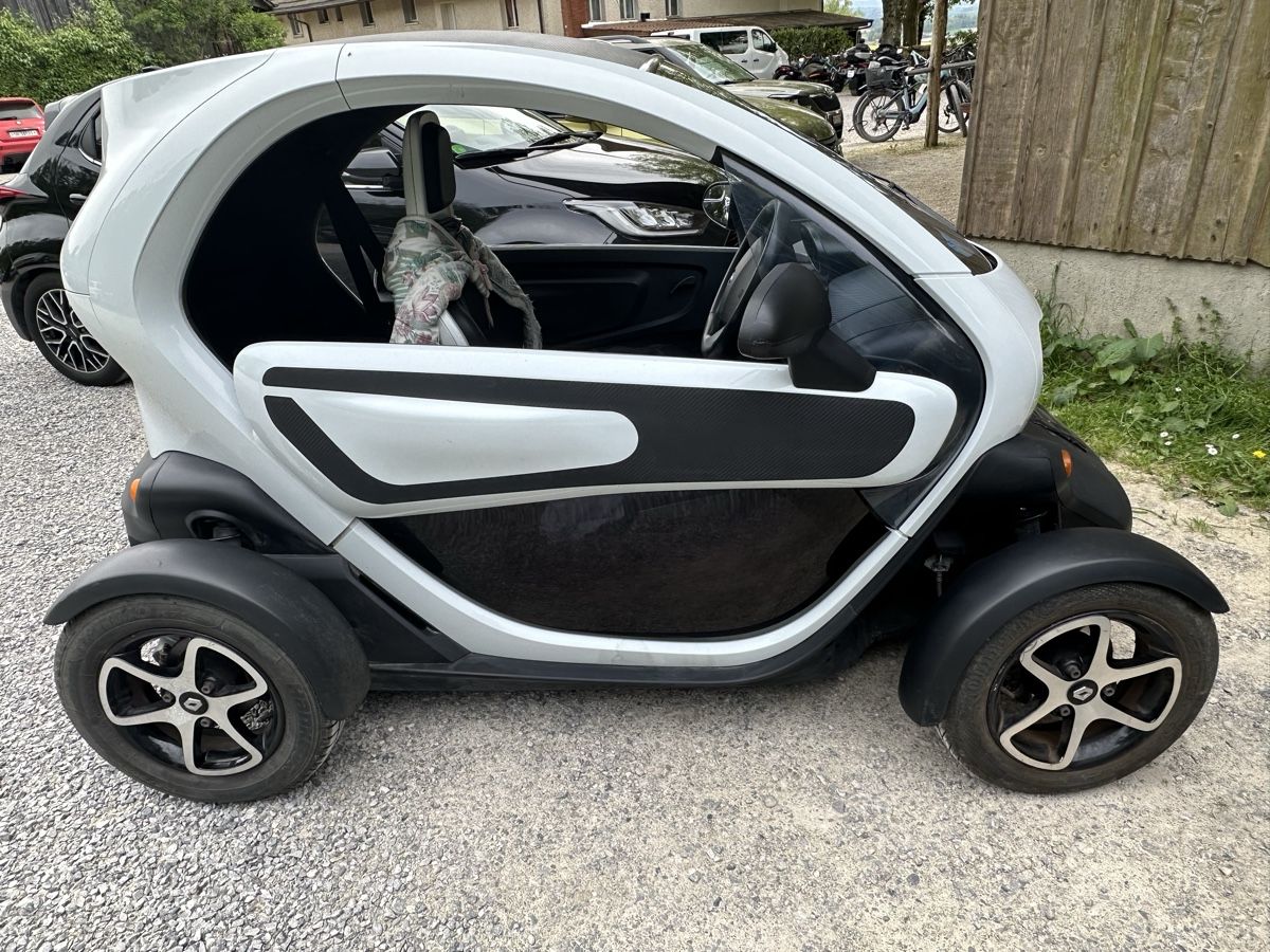 Renault Automobili: Twizy Renault  – Usato da Trüllikon venduto da angela4444 3