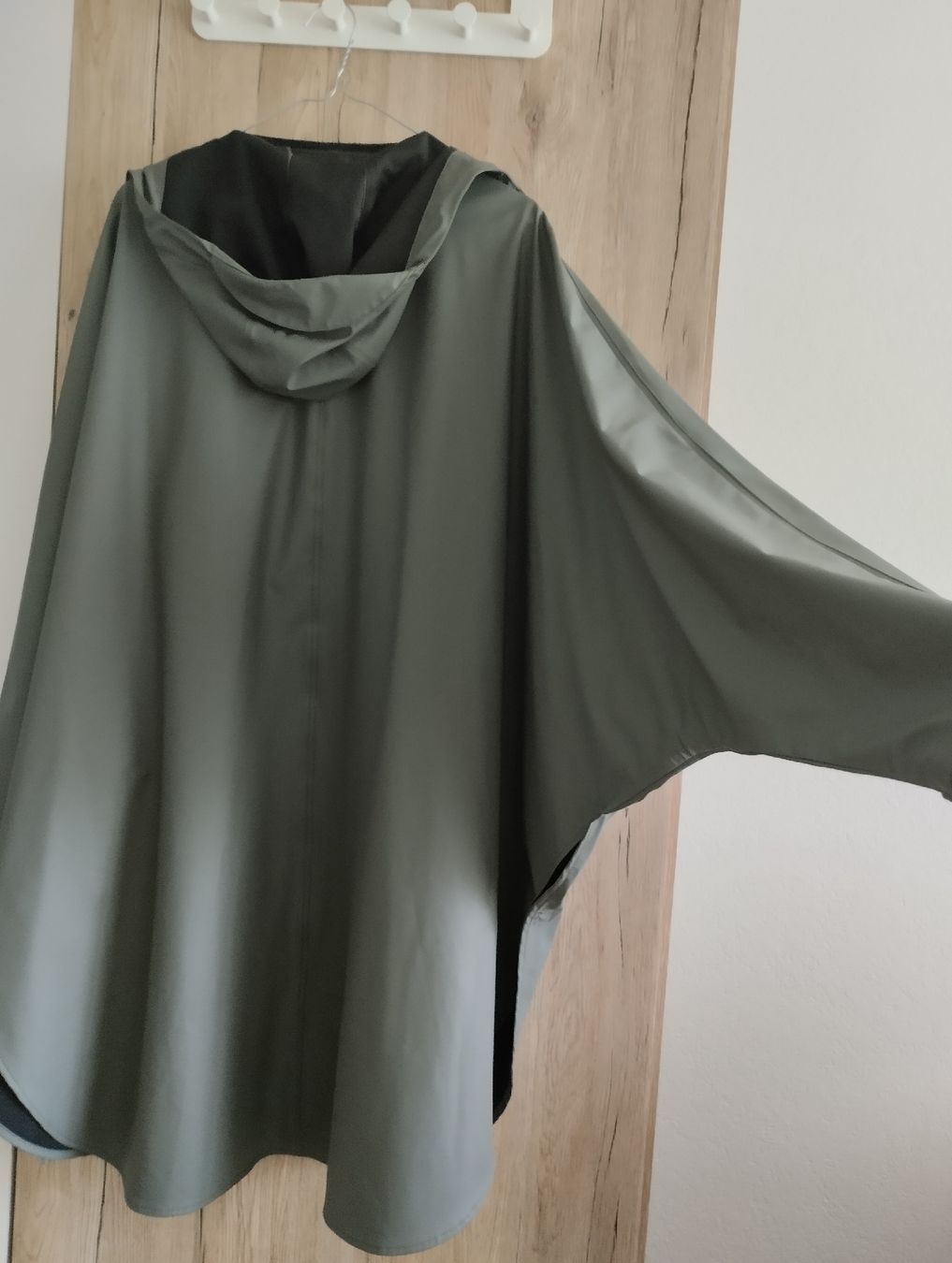 Giacche: Rain coat waterproof – Usato da Solothurn venduto da pao_769q 3