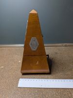 Métronome mécanique en bois pour musique état d'usage