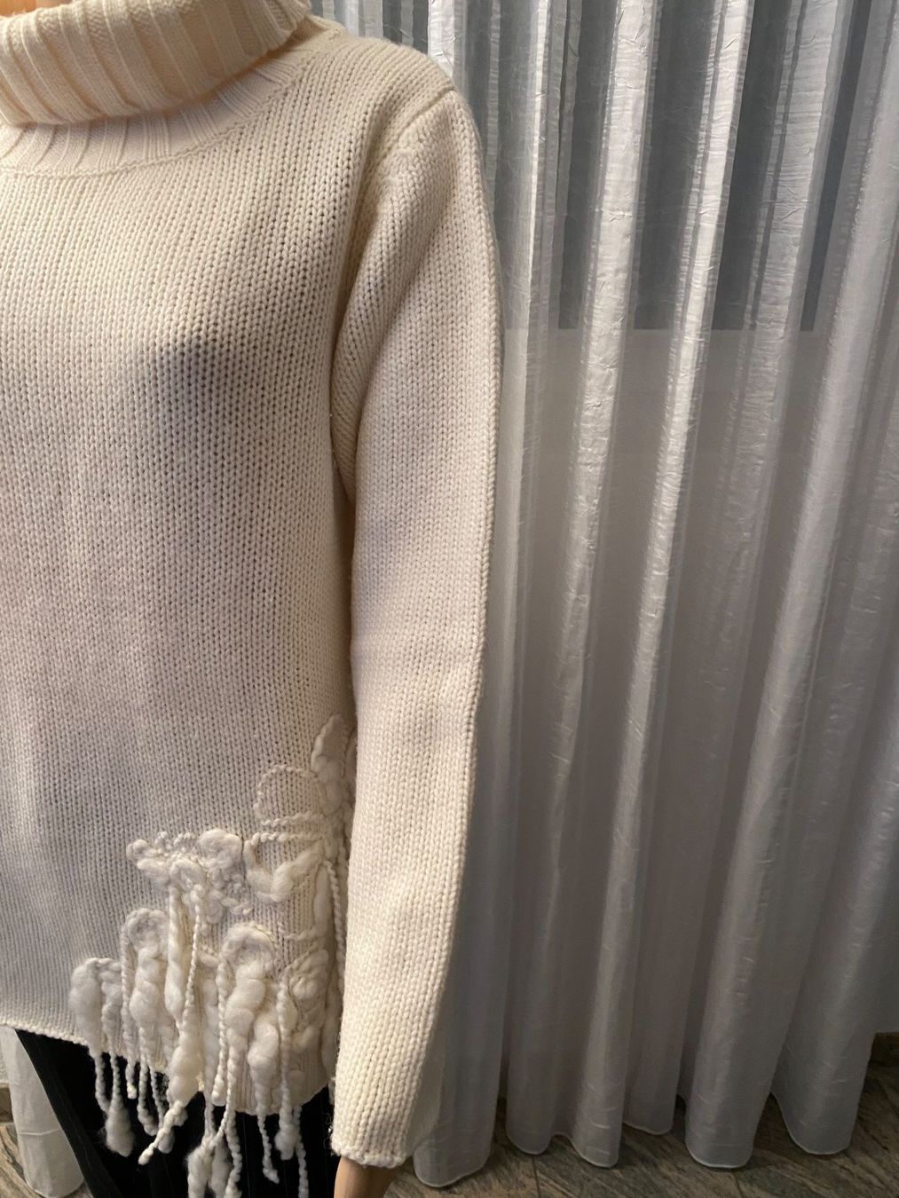 Maglioni & Felpe: perfekter Auftritt mit diesem Pullover von ELEGANCE, 44/46 – Usato da Winkel venduto da ferrari2022