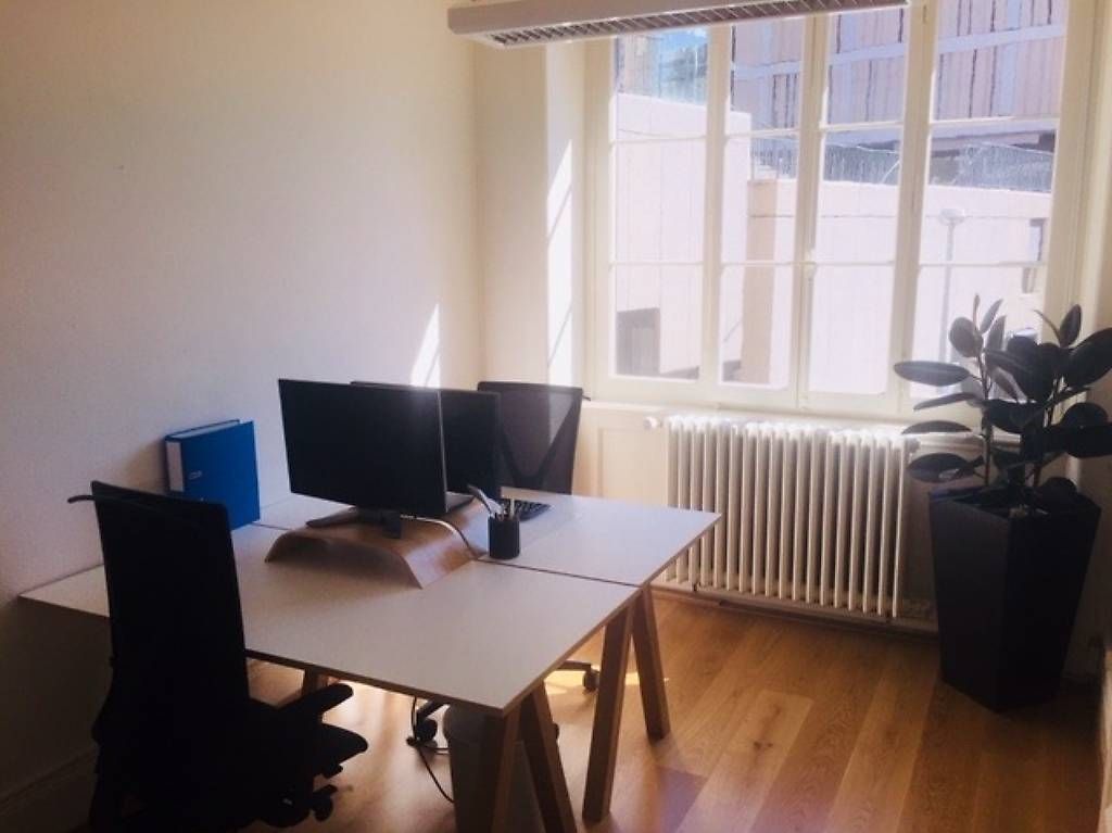 Schreibtische: Bureau INTERIO OSLO design scandinave – Gebraucht aus Corcelles-près-Concise von Frog2025 1