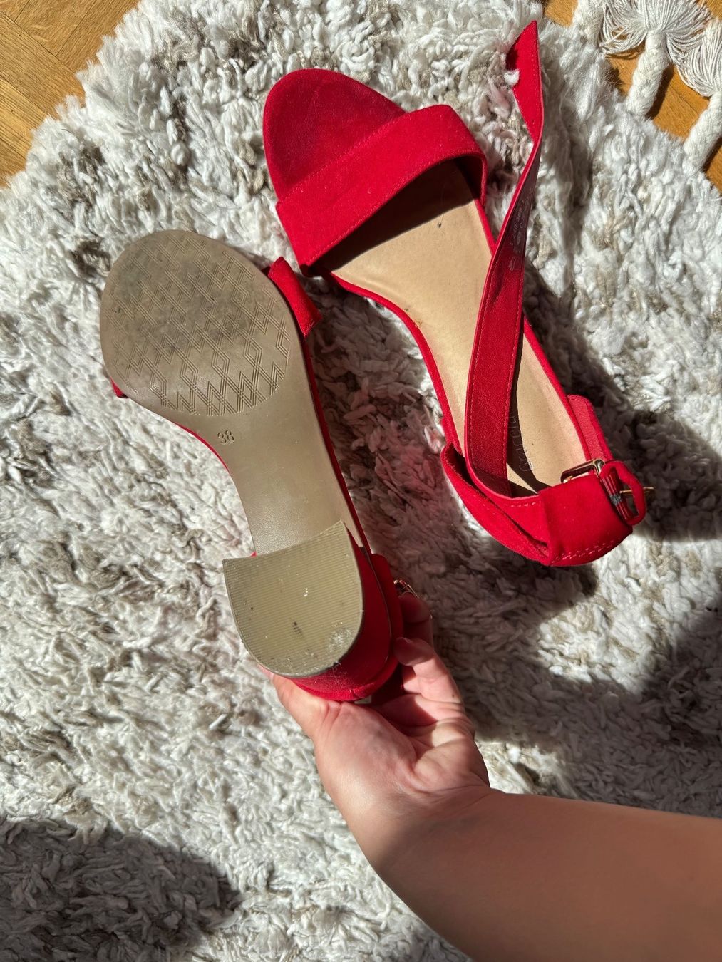 Scarpe da donna: Mini talons rouges – Usato da Montreux venduto da Iza_81199 3