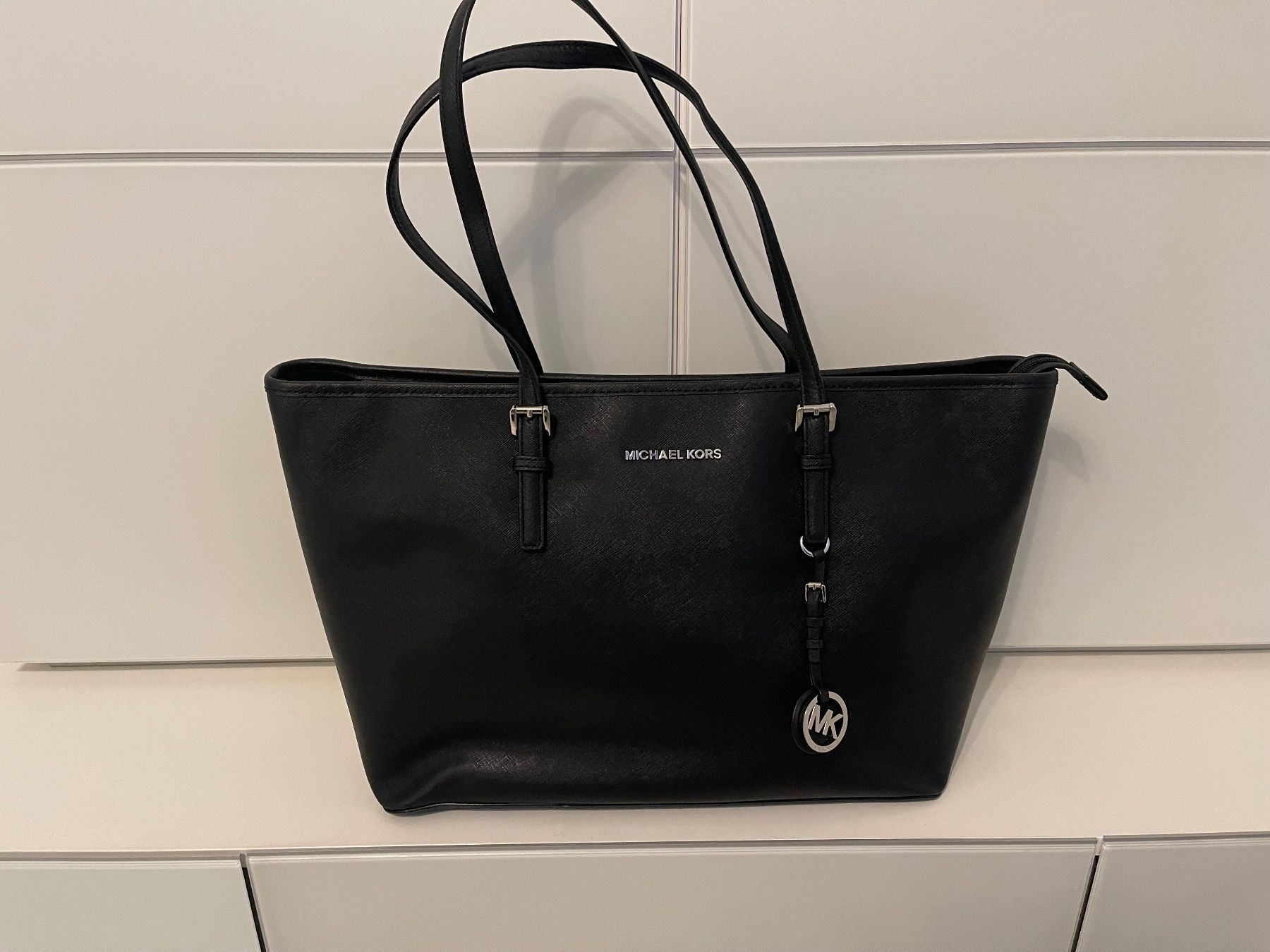 Michael Kors Borse da donna: Michael Kors Tasche – Nuovo (secondo la descrizione) da Lützelflüh-Goldb venduto da lin_v952