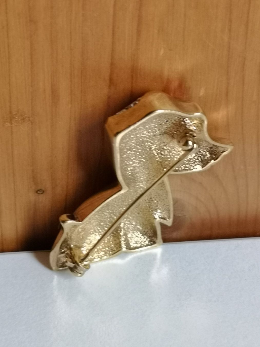 Broschen & Nadeln: Hunde Brosche – Gebraucht aus Schaffhausen von Leveron13 2