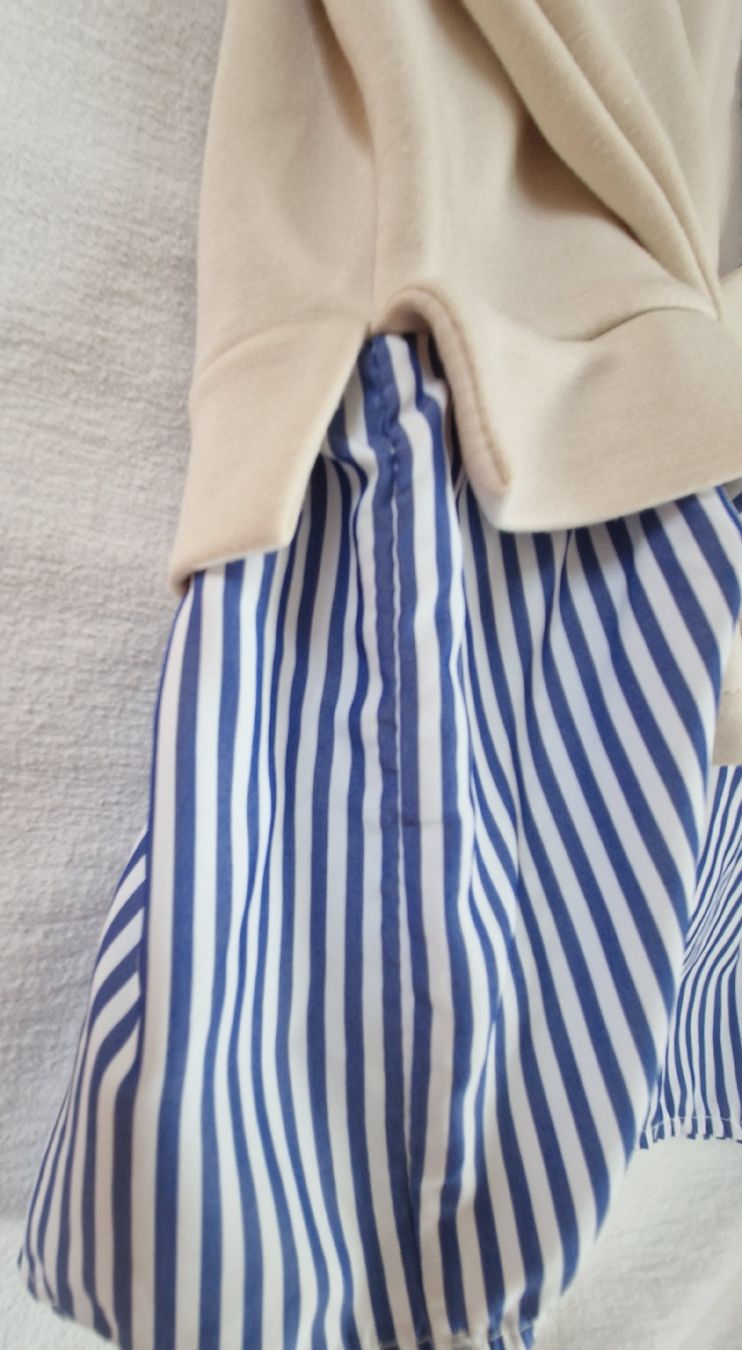 Maglioni & Felpe: New Collection Kapuzenpullover Blusen-Look beige  – Usato da Muri b. Bern venduto da mlutring 1