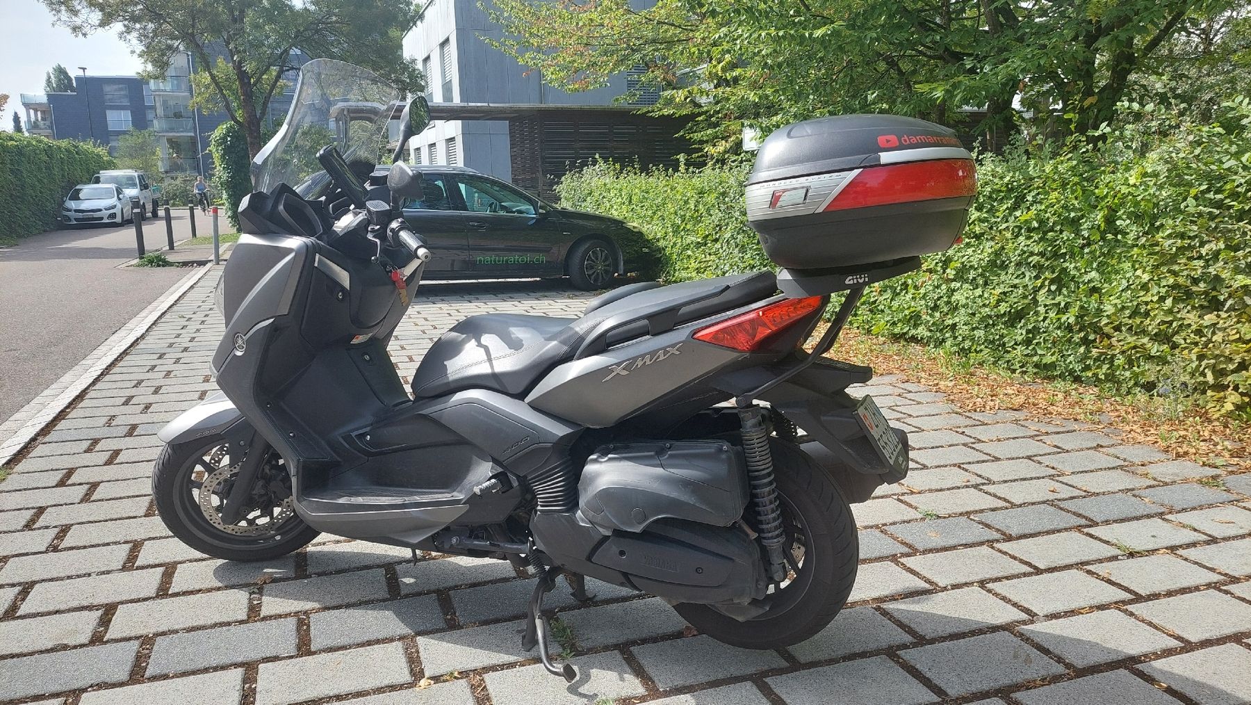 Yamaha Scooter: Yamaha XMax 400 – Usato da Uster venduto da Dmarra 4