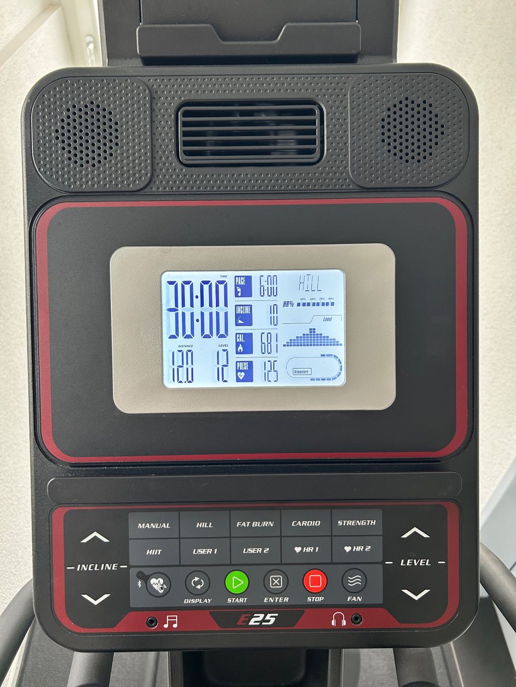 Sole Hometrainer: SOLE E25 Crosstrainer - Top Zustand – Usato da Willisau venduto da mar_2v5d 8