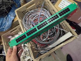 Patchpanel ProVoice Cat.3 50 Ports gebraucht Zustand