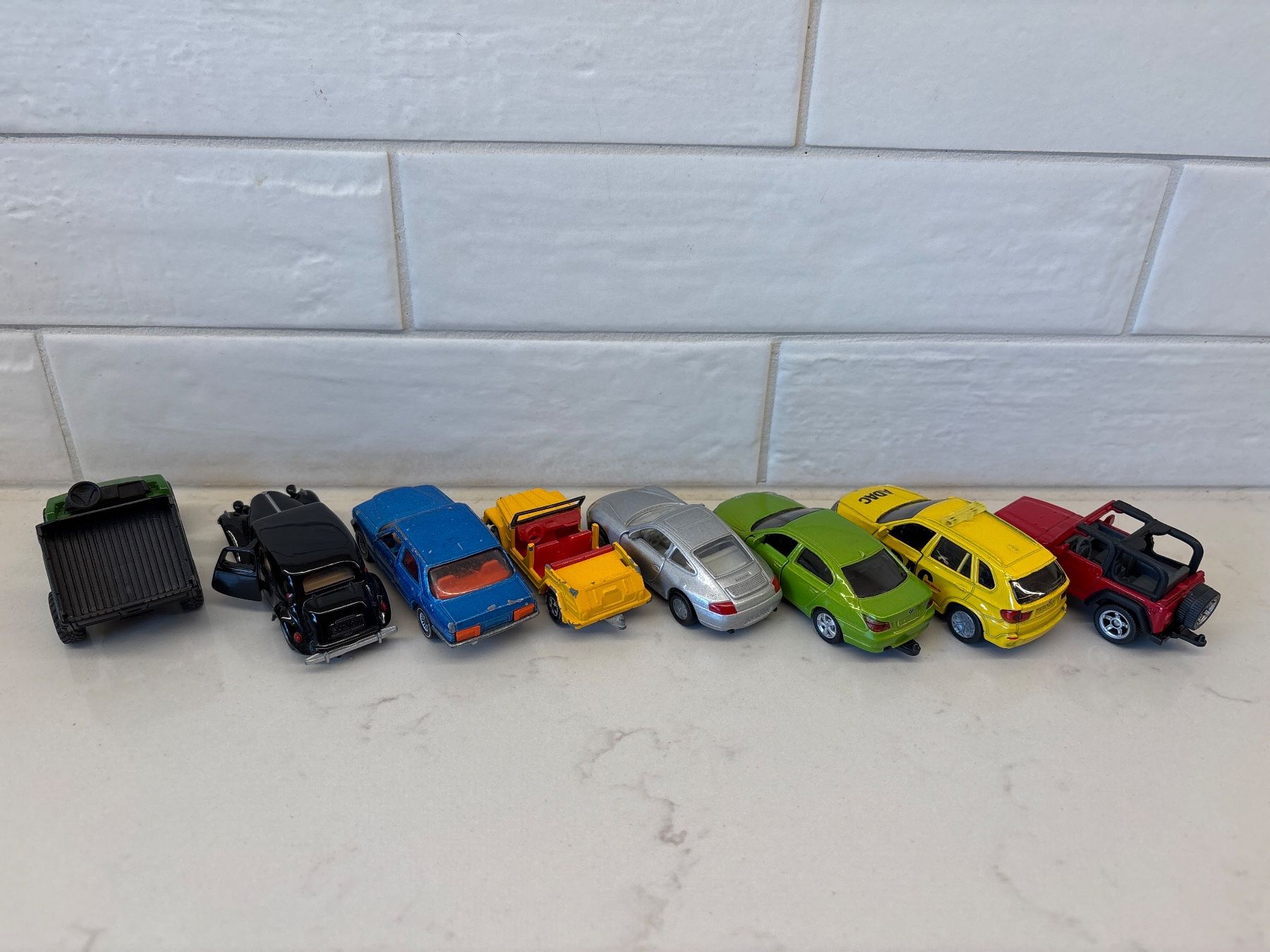 Siku Voitures modèles: Siku Lot 8 voitures 1/55 – D'occasion à Gollion par Hampton 1