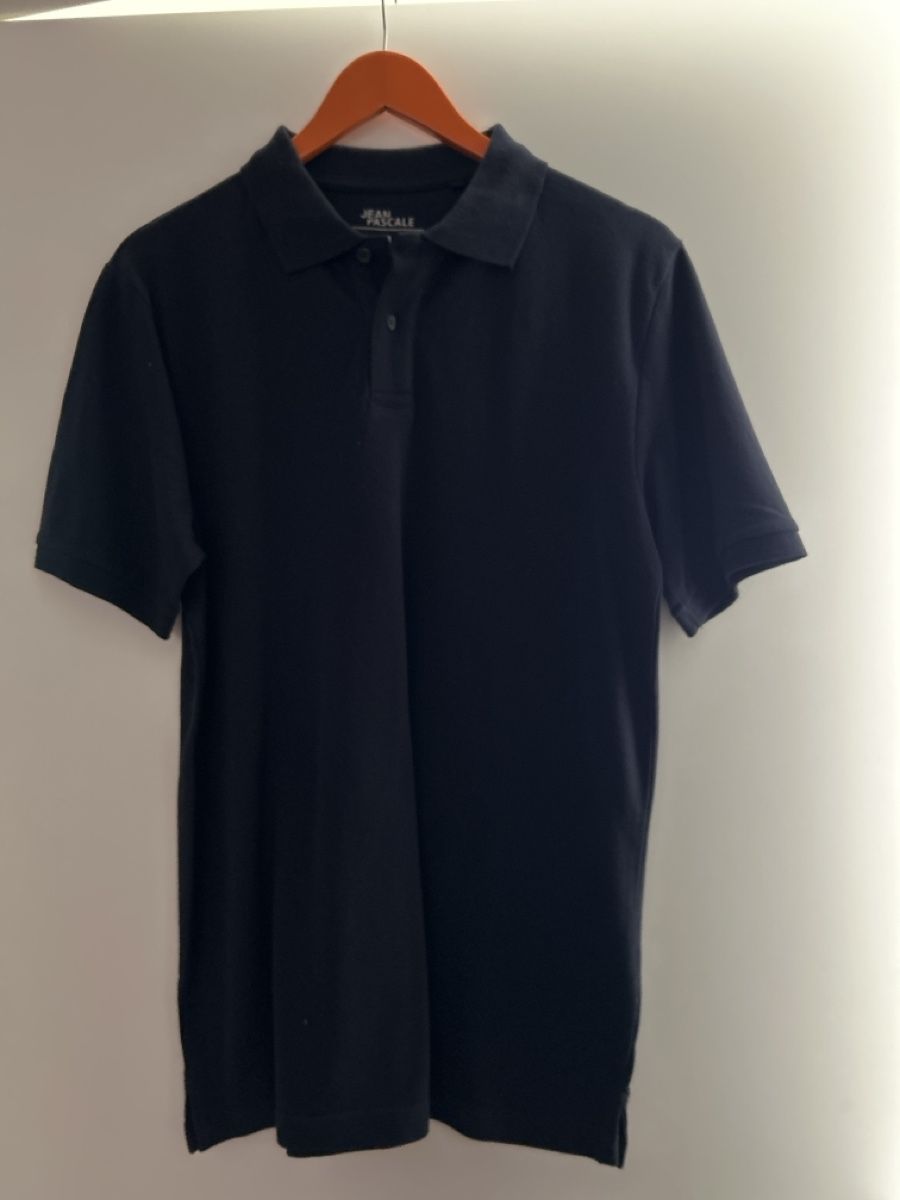 Polo-Shirts: 2 Poloshirts Grösse M, Dunkelblau & Weiss – Gebraucht aus Wädenswil von Giez33