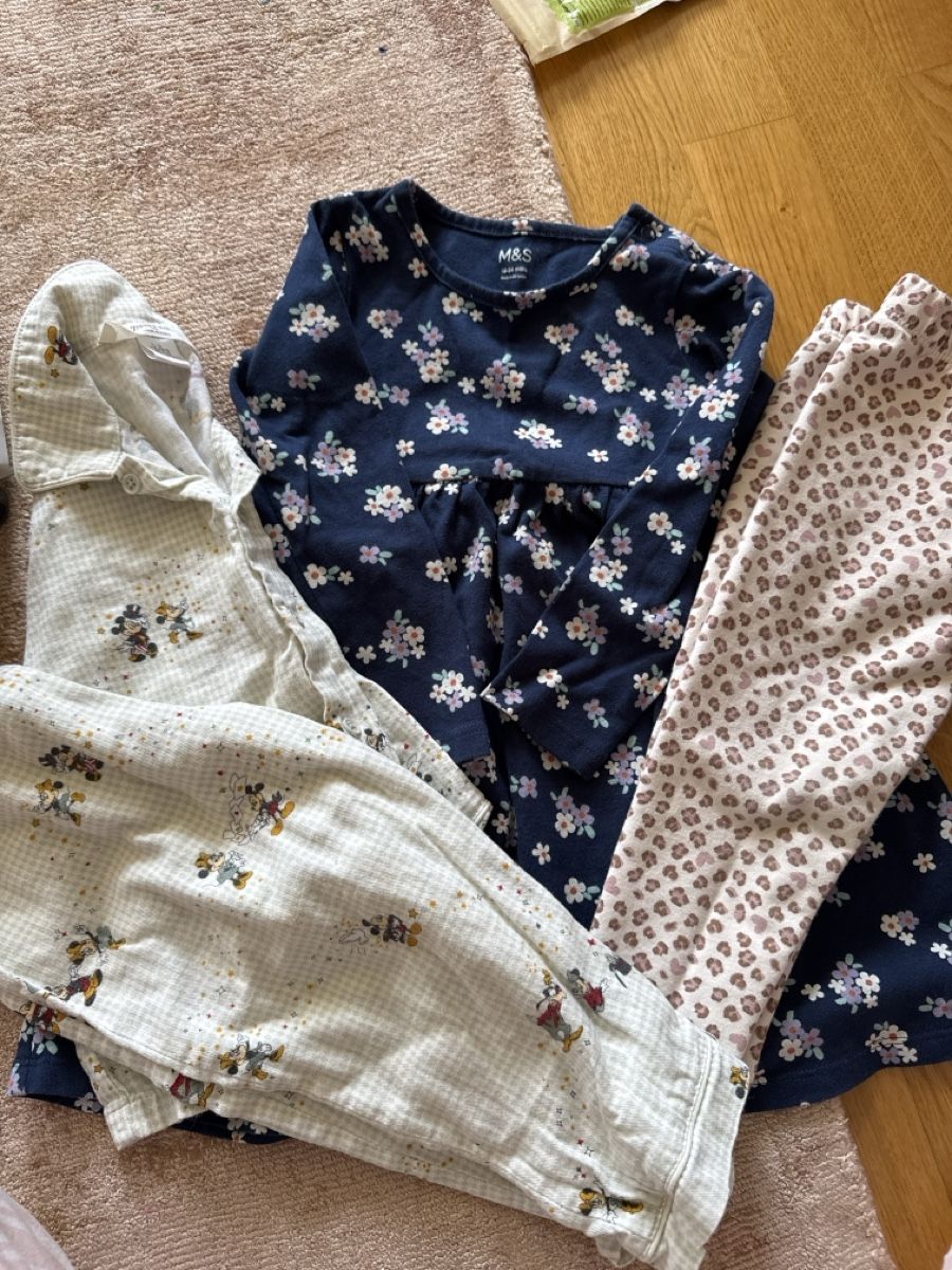 Zara Ensembles coordonnés: Mädchen kleider set – D'occasion à Biglen par goz_h8dv