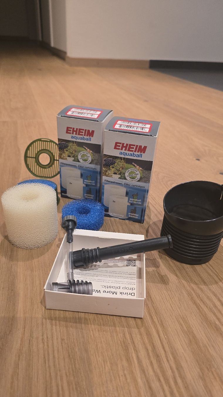 Eheim Filtri: Eheim Aquaball Innenfilterpatronen, Neu – Nuovo (secondo la descrizione) da Richterswil venduto da Relxo