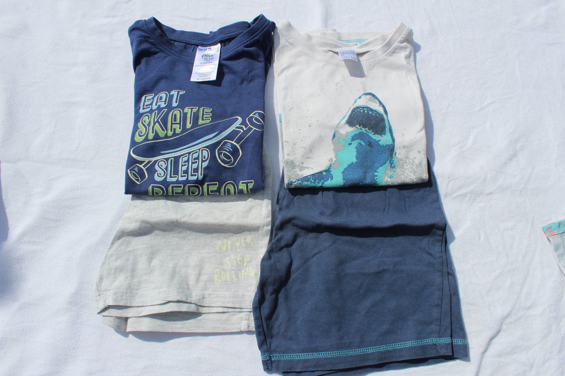 Migros Pigiama & Simili: 2 Shorty Pyjama 134 – Usato da Walliswil-Nbipp venduto da Speer516