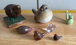 Vogel Figuren Set 7 Stück verschiedene Materialien gebraucht