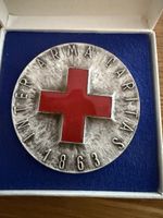 Genf 100 Jahre ROTES KREUZ Medaille 1963, Abzeichen