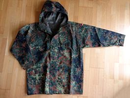 BW Nässeschutzjacke Parka Grösse M, Flecktarn Jacke Militär