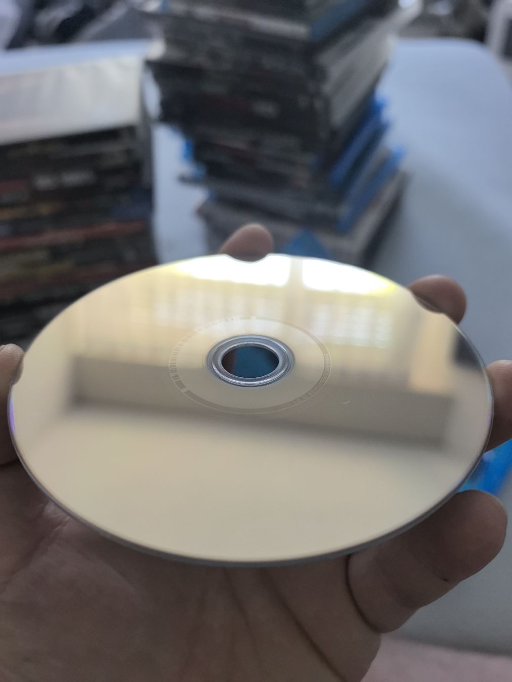 Tutti i DVDs: Hooligans 3 - Never Back Down - Blu-ray Top Zustand! – Nuovo (secondo la descrizione) da Bonstetten venduto da ale_lvn5 1