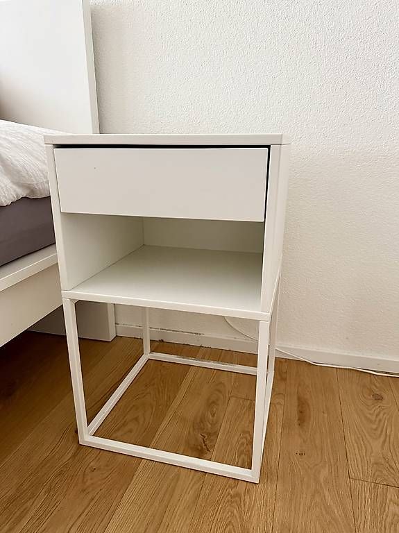 Nachttische: 2x Nachttisch zu verkaufen – Gebraucht aus Neuenhof von viviane.feuz 1