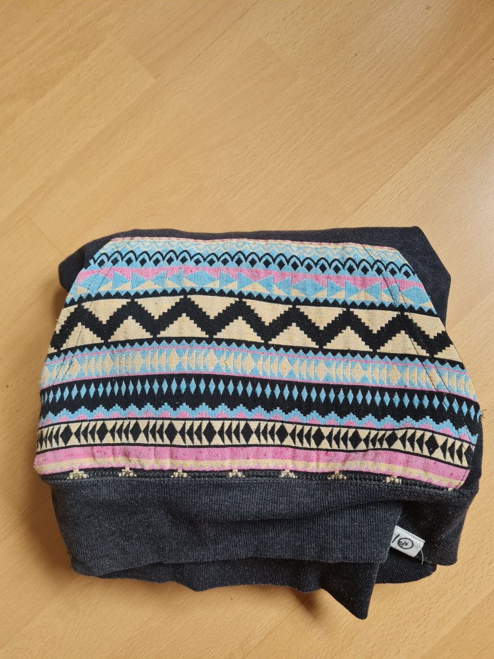 Maglioni & Felpe: Pullover mit Kapuze – Usato da Gutenswil venduto da jus_2jwr 3