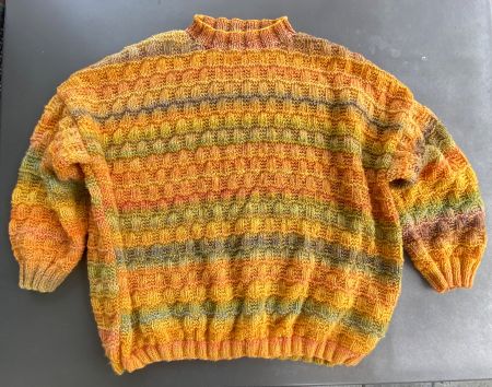 Wunderschöner Pullover selbstgestrickt NEU NEU NEU