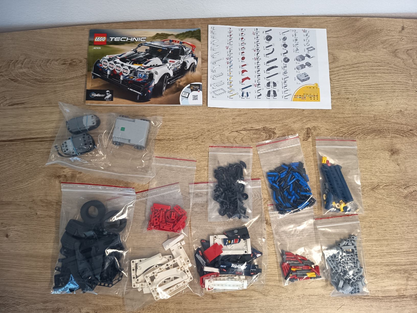Lego Kit di costruzioni: Lego 42109 Top gear auto – Usato da Frauenfeld venduto da sveno666 1