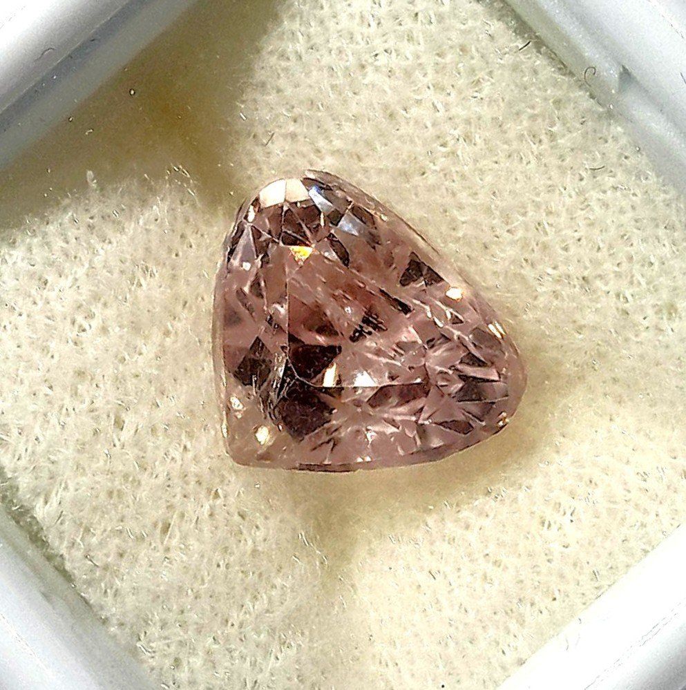 Pietre preziose: Kunzite 5.45 ct - Valeur 545.- Fr – Nuovo (secondo la descrizione) da Grimisuat venduto da Valgem 1